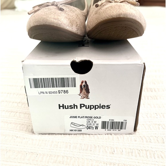 Hush Puppies. Josie Flats. Rose Gold. 4.5 W - Picture 2 of 4